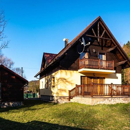 Chalupa Josta - 4 Spalne - 3 Kupelne - Kryty Altanok - Skibus Zastavka - Wifi Jezersko Exterior photo